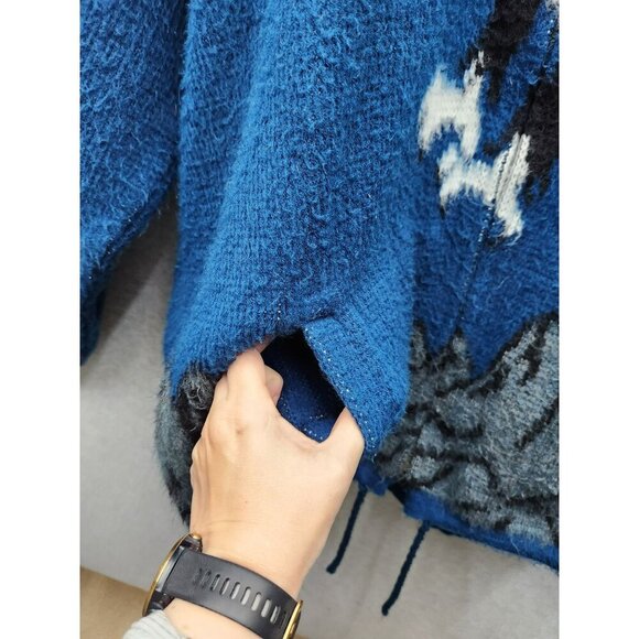 Handcrafted Blue Wool Blend Zip-Up Hoodie With Eagle Design Drawstring Hem - Picture 4 of 7